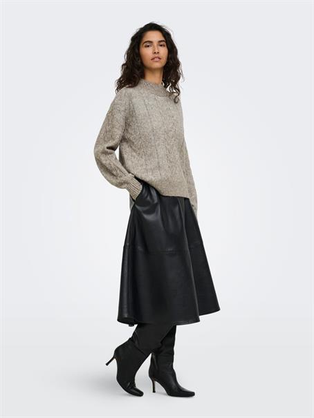 JDYSUSANNA L/S HN CABLES PULLOVER KNT walnut