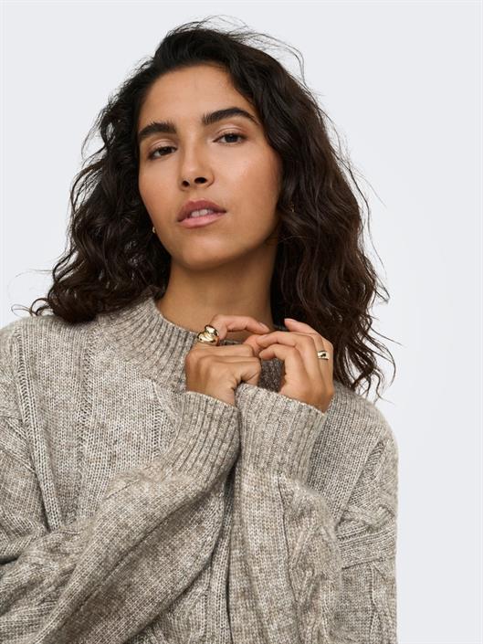 jdysusanna-l-s-hn-cables-pullover-knt-walnut