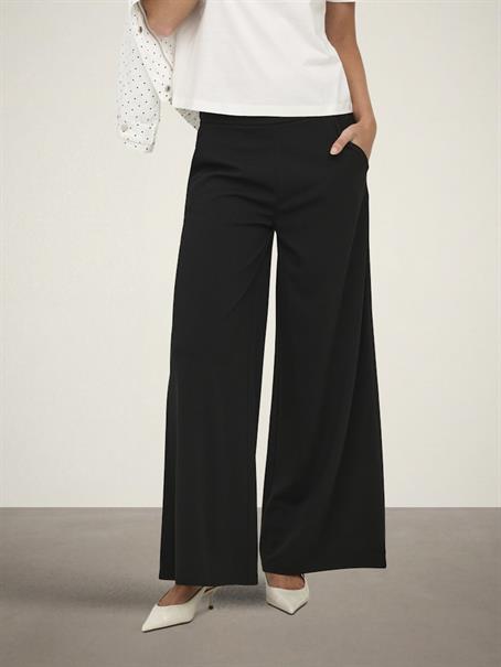 JDYTANJA LIFE WIDE FLOWY PANT JRS NOOS black