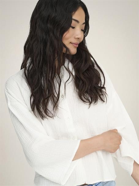 JDYTHEIS LIFE 3/4 CROP SHIRT WVN NOOS cloud dancer