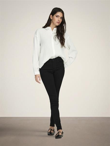 JDYTHEIS LIFE L/S LOOSE SHIRT WVN NOOS cloud dancer