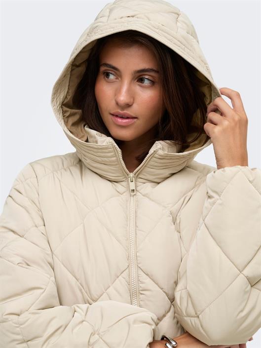 jdyviolet-short-hood-puffer-otw-yfm-silver-lining