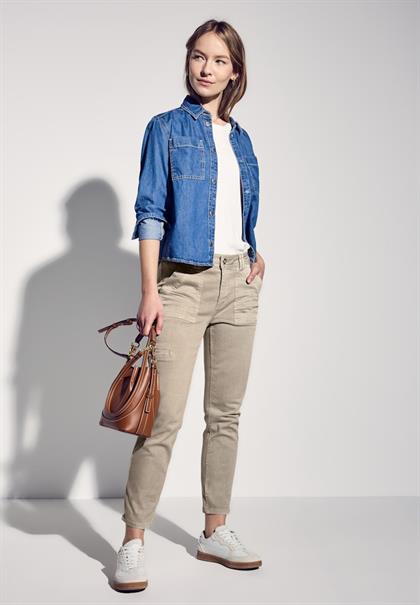 Jeans im Cargo-Look beige washed