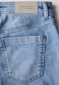 Jeans im Cargo-Look ultra bleach random washed