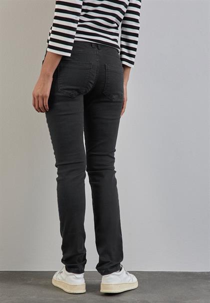 Jeans im Casual Fit deep black wash