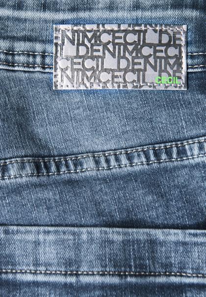 Jeans im Casual Fit light blue wash