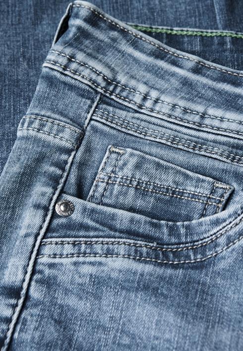 jeans-im-casual-fit-light-blue-wash