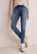 Jeans im Casual Fit mid blue wash