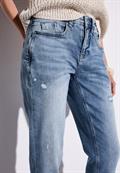 Jeans im Destroyed Look light blue destroy wash