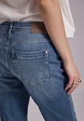 Jeans im Destroyed-Look medium blue wash
