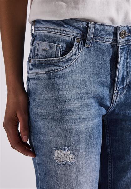 Jeans im Loose Fit medium blue tint