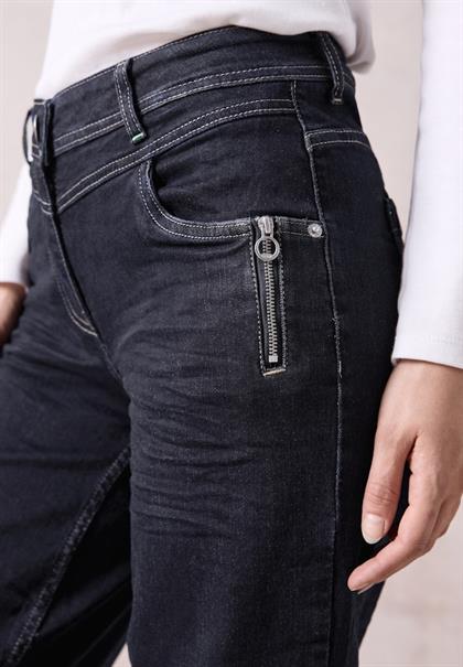 Jeans im Loose Fit rinsed wash