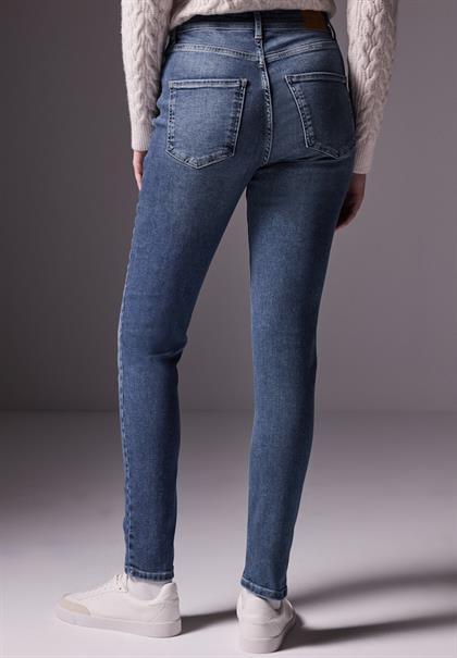 Jeans im Skinny Fit medium blue tinted
