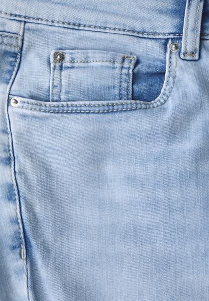 Jeans im Skinny Fit ultra bleach random