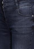 Jeans im Slim Fit blue black used wash