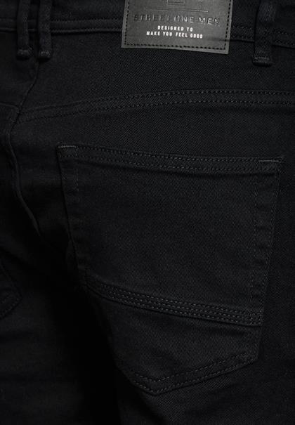 Jeans im Slim Fit clean black
