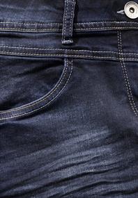 Jeans im Slim Fit dark blue wash