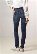Jeans im Slim Fit mid blue wash