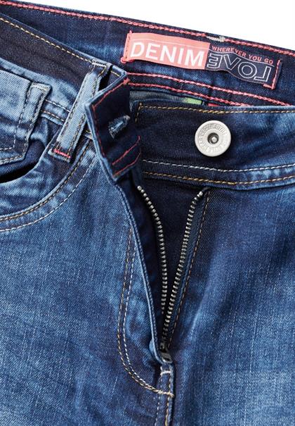 Jeans im Slim Fit mid blue wash