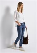 Jeans mit Destroyed Details mid blue random washed