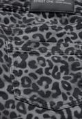 Jeans mit Leo-Print grey overdye print