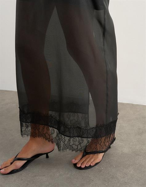 jet black