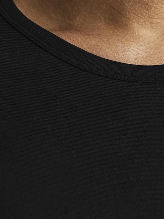 jjebasic-o-neck-tee-l-s-noos-black