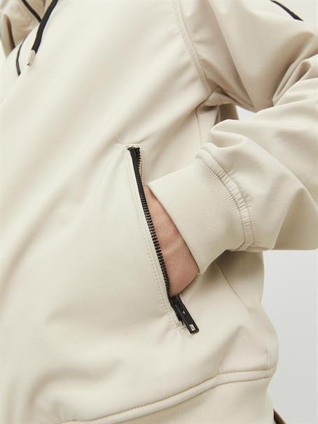 JJEBASIC SOFTSHELL HOOD NOOS moonbeam