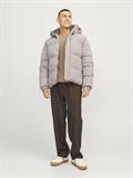 JJEBRADLEY PUFFER HOOD SN atmosphere