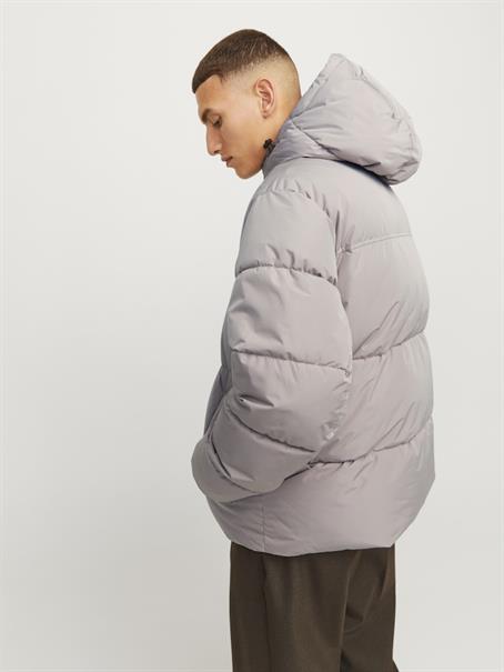 JJEBRADLEY PUFFER HOOD SN atmosphere
