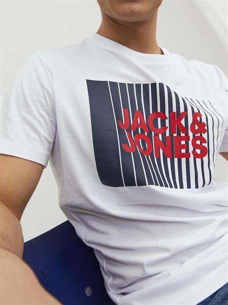 JJECORP LOGO TEE PLAY SS O-NECK NOOS white1