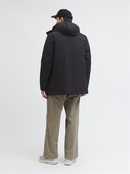 JJEKEEN PARKA AW25 SN black