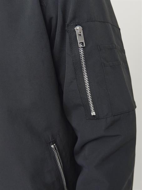 JJERUSH BOMBER NOOS black