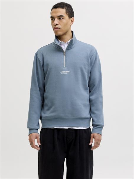 JJESOHO SWEAT QUARTER ZIP HN NOOS blue mirage