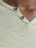 JJESPLIT NECK TEE SS NOOS iceberg green