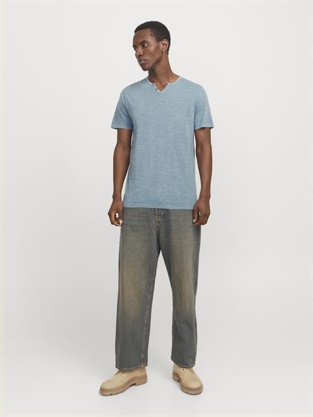 JJESPLIT NECK TEE SS NOOS oceanview