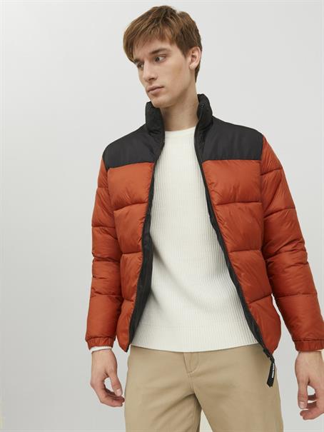 JJETOBY PUFFER COLLAR SN picante