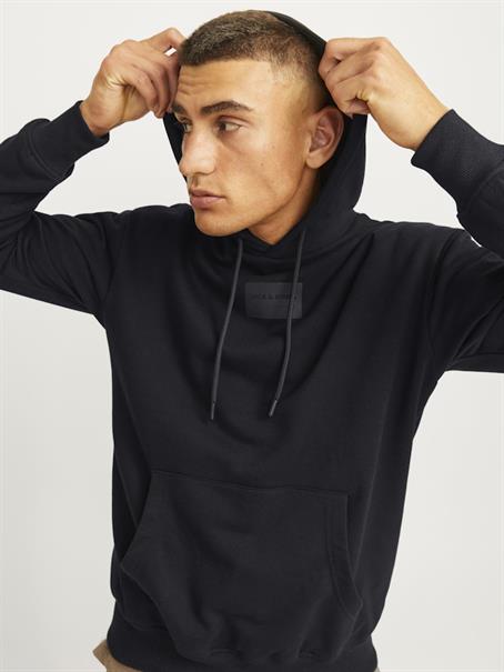 JJHAKKAI SWEAT HOOD black