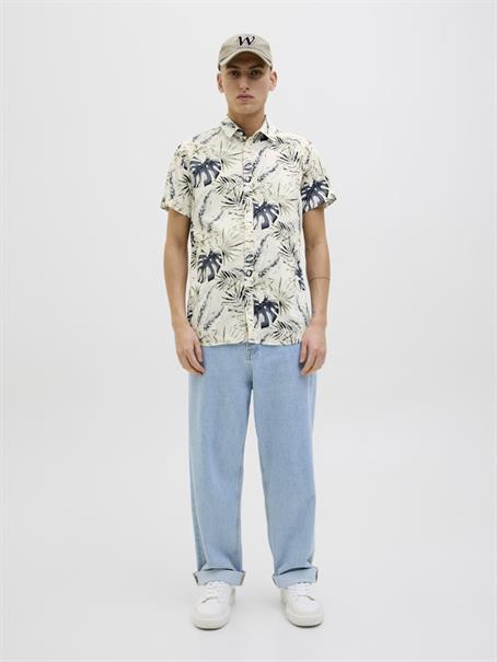 JJHAWAII AOP SHIRT SS LN cloud dancer