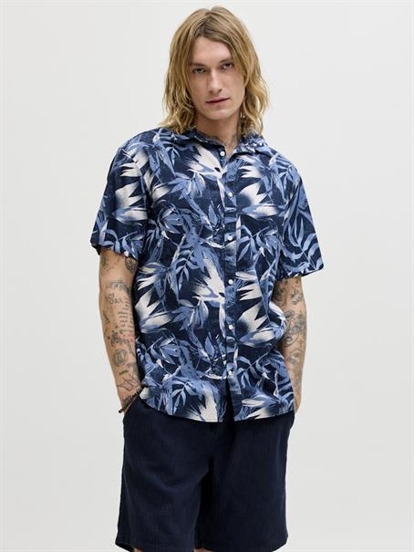 JJHONOLULU AOP SHIRT SS navy blazer