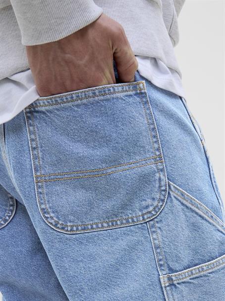 JJIALEX JJCARPENTER SHORTS SQ 889 light blue denim