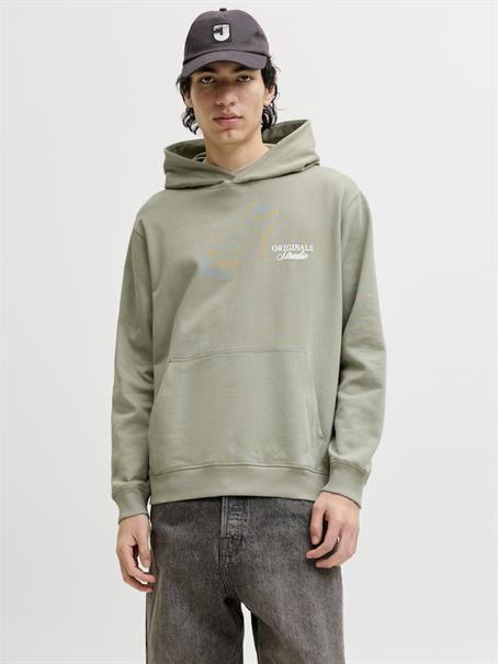 JORNORREBRO TYPO BACK SWEAT HOOD SN seagrass