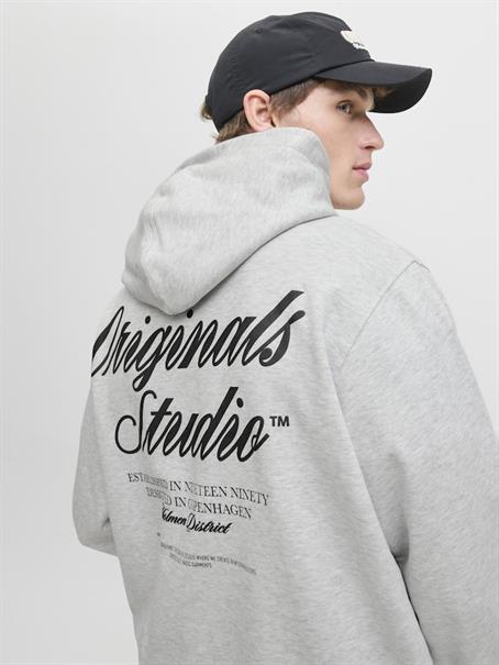 JORNORREBRO TYPO BACK SWEAT HOOD SN white melange