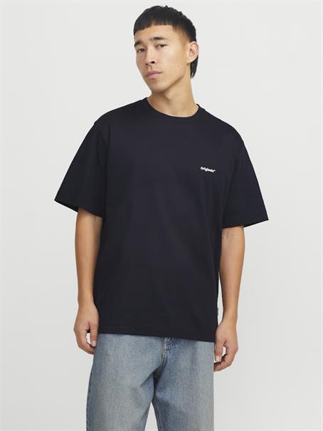 JORPAROS EASTER SKETCH TEE SS CREW N LN black
