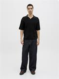 JORVARENNA KNIT SS SPLIT NECK black