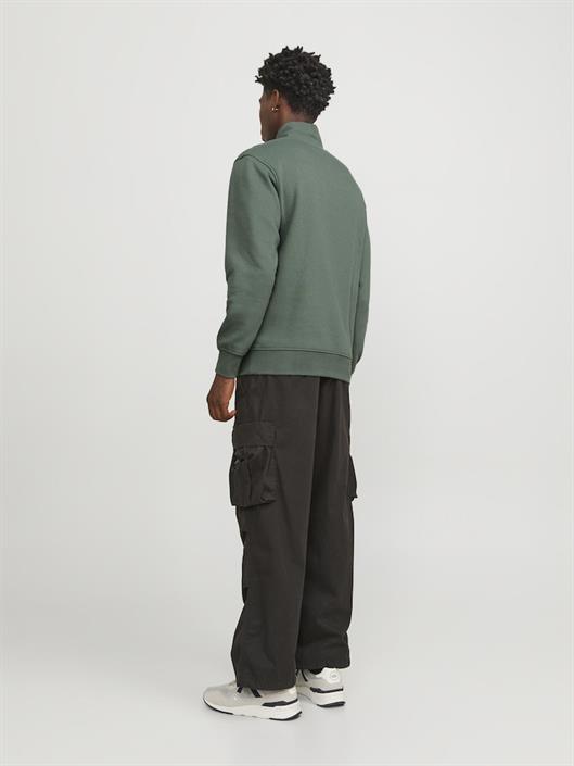 jorvesterbro-sweat-quarter-zip-hn-noos-laurel-wreath