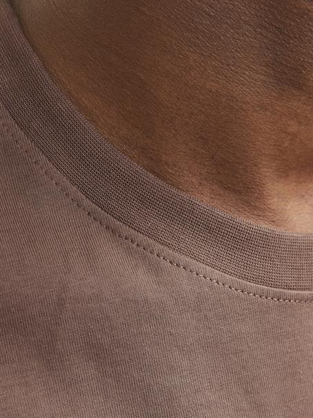 JORVESTERBRO TEE SS CREW NECK NOOS deep taupe