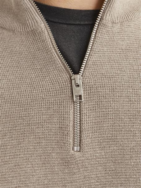 JPRBLAMILANO STITCH KNIT HALF ZIP SN greige