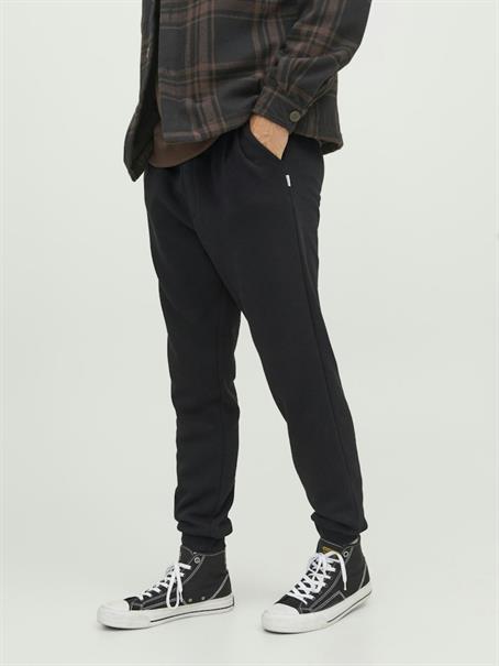 JPSTGORDON JJBRADLEY SWEAT PANT GMS NOOS black