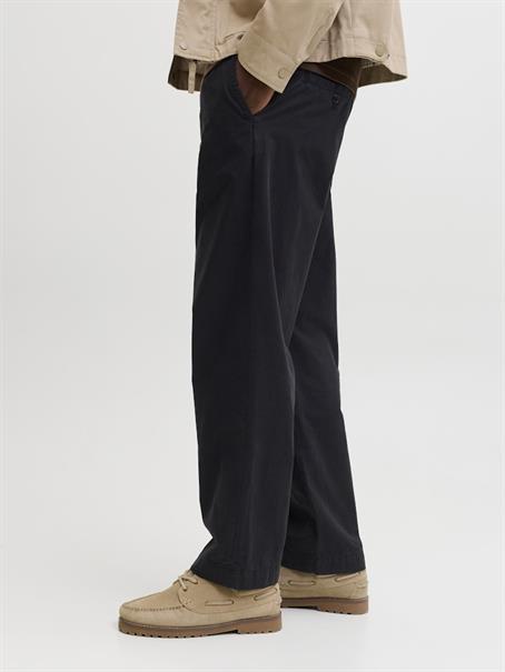 JPSTKARL LAWRENCE ARC JOGGER SN black